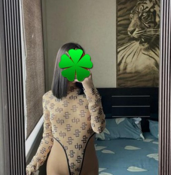 У меня есть опыт и умение доставлять истинное удовольствие. Мои услуги включают всё, чтобы ты испытал настоящую раскрепощенность. Приходи ко мне, и я окуну тебя в мир фантазий и желаний. Я обладаю уникальной способностью чувствовать и удовлетворять твои потребности. Можешь посмотреть мои фото, чтобы увидеть, насколько я привлекательна. Живу в Москве и буду рада принять тебя у себя. Уже много мужчин оставили положительные отзывы о наших интимных встречах. Давай сделаем этот вечер незабываемым. 💋💫 5278, 23 года